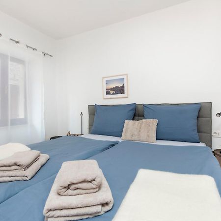 House Elisabeth - A Charming Old Town Property Rovigno Esterno foto