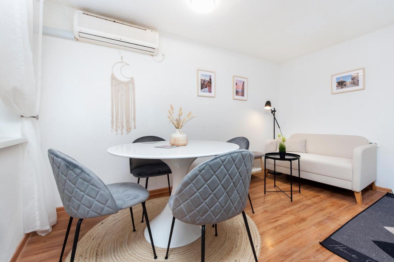 House Elisabeth - A Charming Old Town Property Rovigno Esterno foto