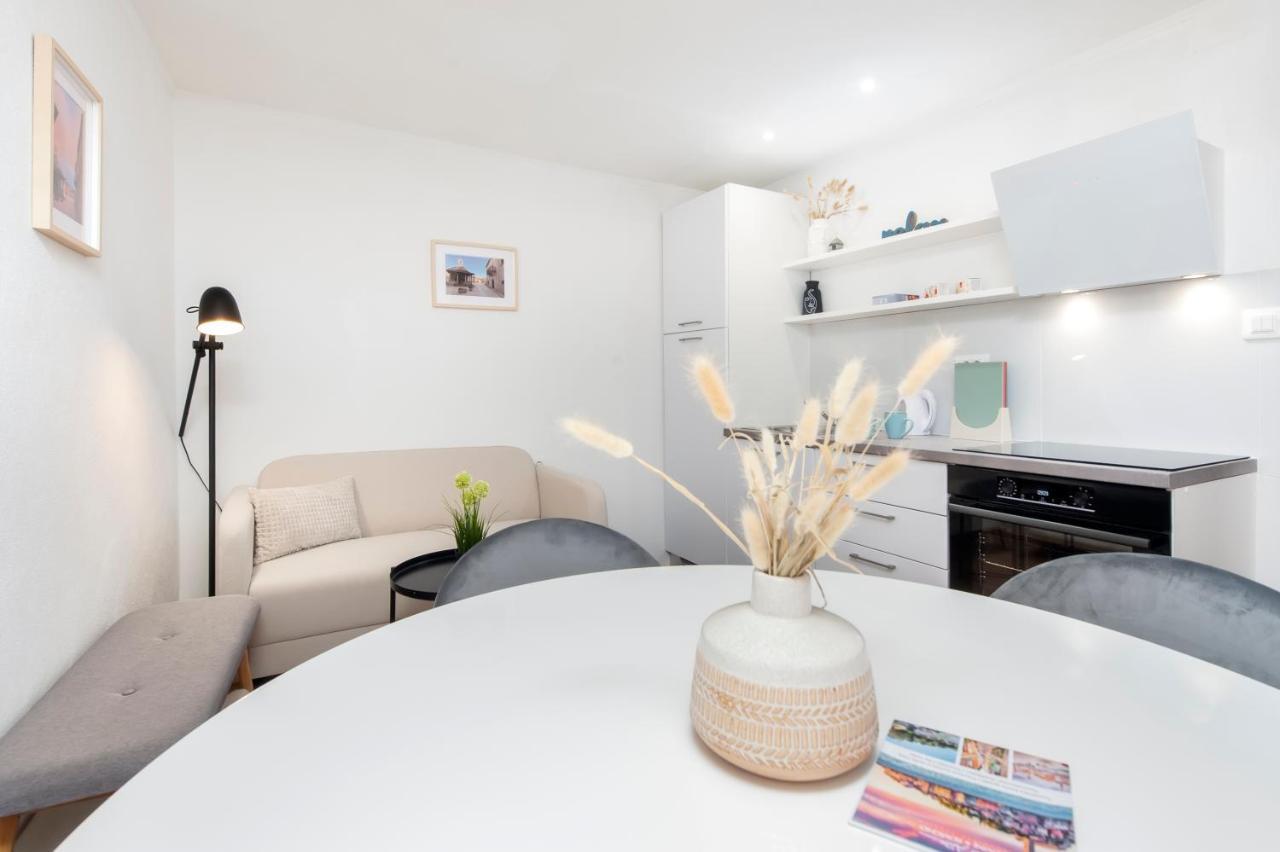 House Elisabeth - A Charming Old Town Property Rovigno Esterno foto